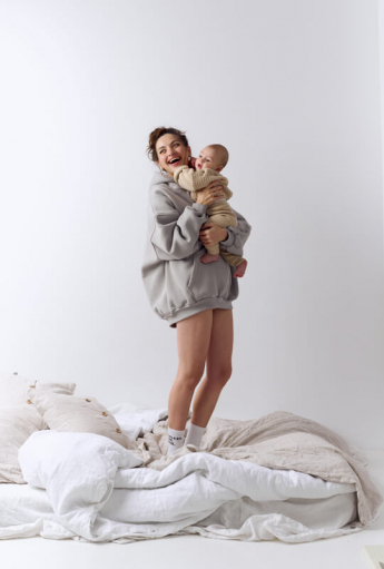Breastfeeding hoodie COOLEST MOM EVER Grey
