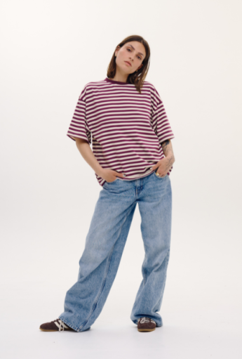 Breastfeeding t-shirt MODERN Stripes Plum | Mamatu